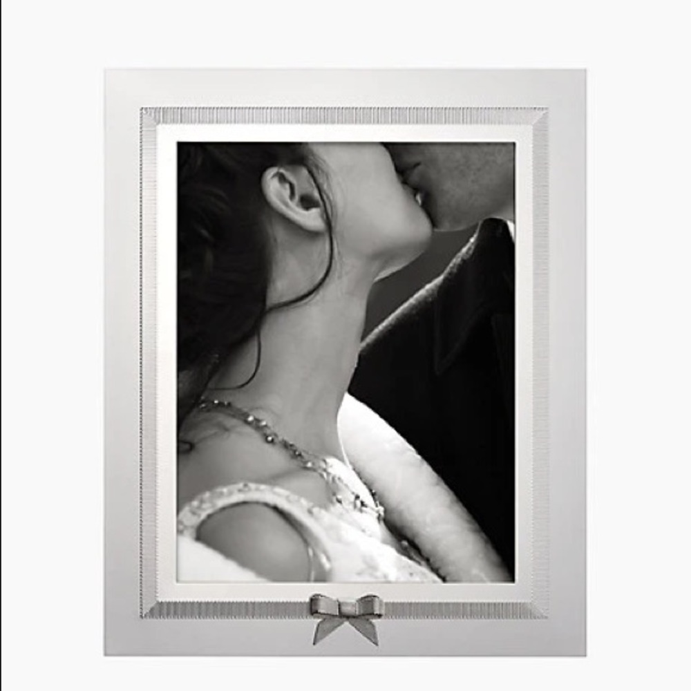 Kate Spade Grace Avenue 8x10 Frame